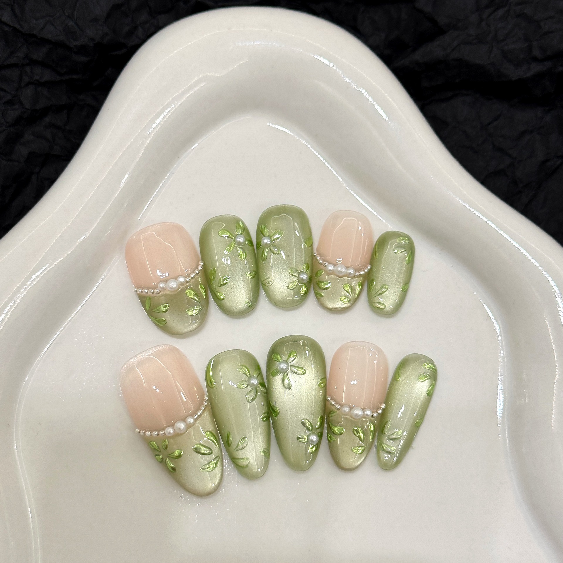 Nail Art Aesthetic - 10pcs Handmade Press on Nails Green
